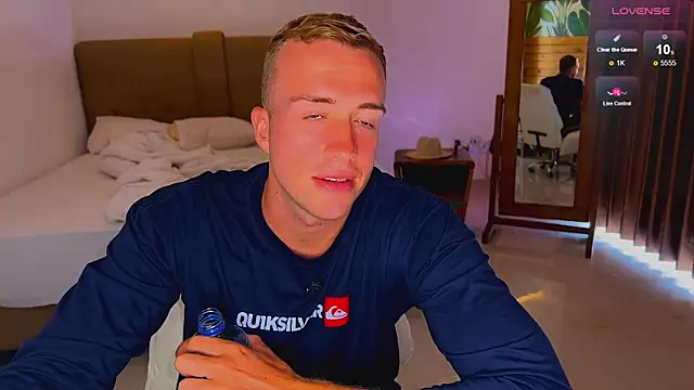 tommy cumfinger online show from November 6, 3:18 am