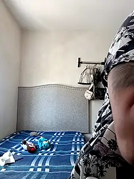 ale3J4a online show from April 25, 11:35 pm