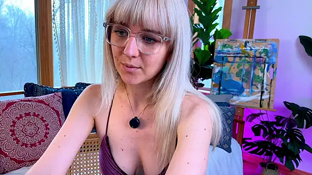 allyelliot online show from March 12, 4:13 pm