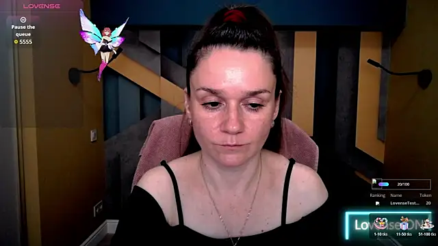 Snapshot of AriaGray chatting on November 27, 1:57 pm AriaGray online show from November 27, 1:57 pm