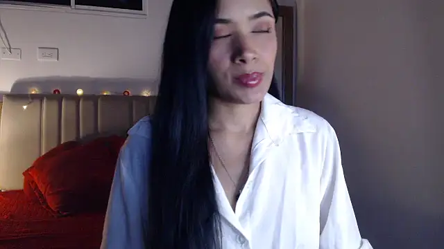 Snapshot of sabrina_brunette chatting on November 14, 5:06 am sabrina brunette online show from November 14, 5:06 am