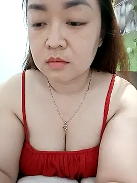 VyOanh2K online show from March 15, 5:37 pm