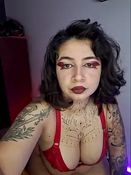 Snapshot of Aria_Bennett21 chatting on December 13, 1:55 pm Aria Bennett21 online show from December 13, 1:55 pm