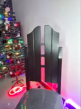 Snapshot of Aria_Bennett21 chatting on December 17, 1:27 pm Aria Bennett21 online show from December 17, 1:27 pm