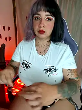 Snapshot of Aria_Bennett21 chatting on February 17, 3:25 am Aria Bennett21 online show from February 17, 3:25 am