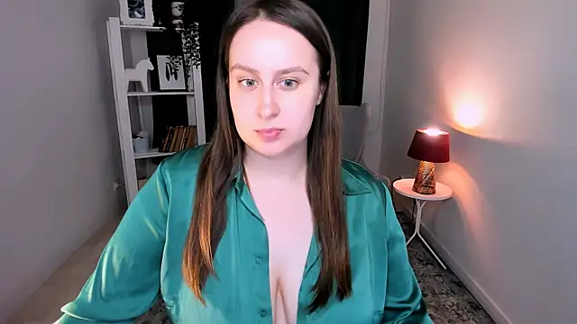 Snapshot of Lattea chatting on July 16, 8:59 pm Lattea online show from July 16, 8:59 pm