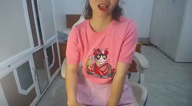 Snapshot of Susu204 chatting on March 6, 4:41 am Susu204 online show from March 6, 4:41 am