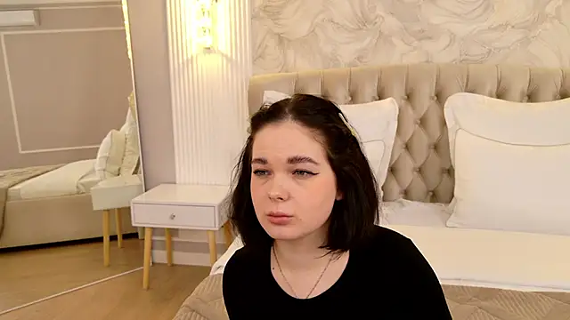 Snapshot of DeniseReese chatting on February 11, 12:05 pm DeniseReese online show from February 11, 12:05 pm