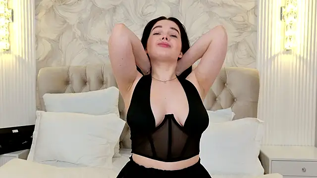 Snapshot of DeniseReese chatting on February 16, 6:10 am DeniseReese online show from February 16, 6:10 am