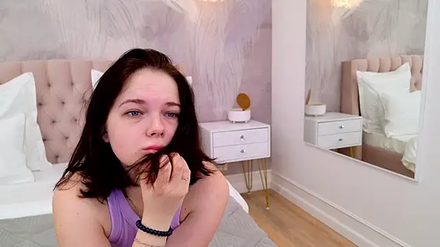 Snapshot of DeniseReese chatting on March 13, 1:43 am DeniseReese online show from March 13, 1:43 am