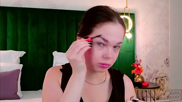 Snapshot of DeniseReese chatting on October 5, 2:10 am DeniseReese online show from October 5, 2:10 am