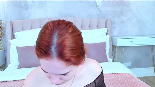 Snapshot of DeniseReese chatting on November 4, 2:32 am DeniseReese online show from November 4, 2:32 am