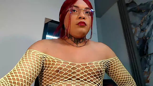 Snapshot of KristalTsXXX chatting on June 9, 3:45 pm KristalTsXXX online show from June 9, 3:45 pm