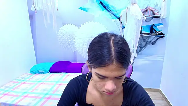 DEMI LEED online show from October 24, 11:06 am