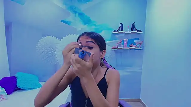 DEMI LEED online show from November 20, 11:32 am