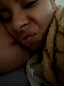 Snapshot of sammoura01 chatting on September 25, 11:58 am sammoura01 online show from September 25, 11:58 am