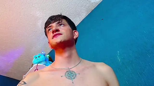 GabyThoms online show from December 17, 4:01 am