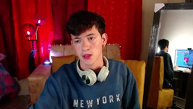 GabyThoms online show from December 20, 11:26 pm