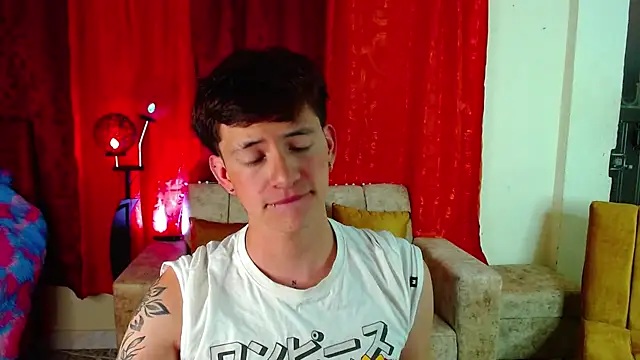 GabyThoms online show from December 27, 7:51 am