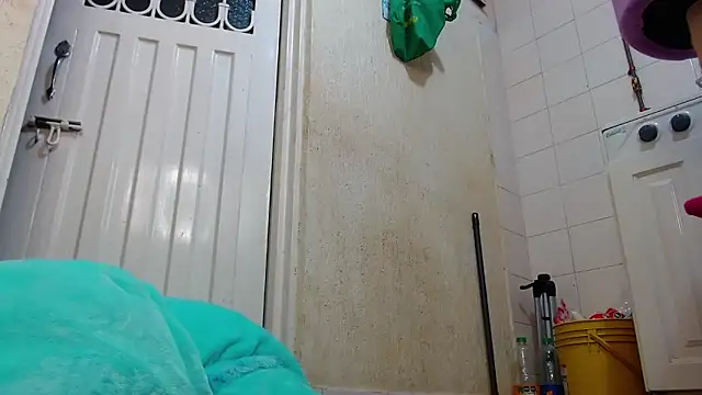 GabyThoms online show from January 15, 1:02 am