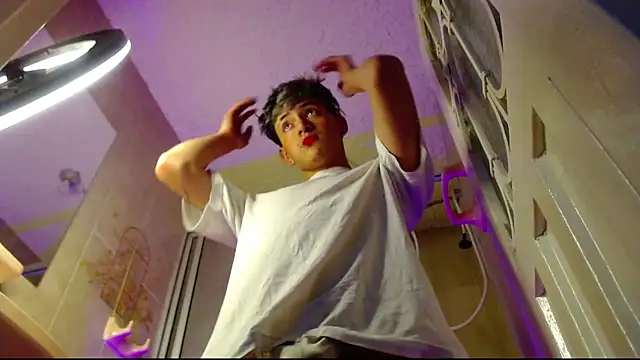 GabyThoms online show from January 25, 7:49 pm