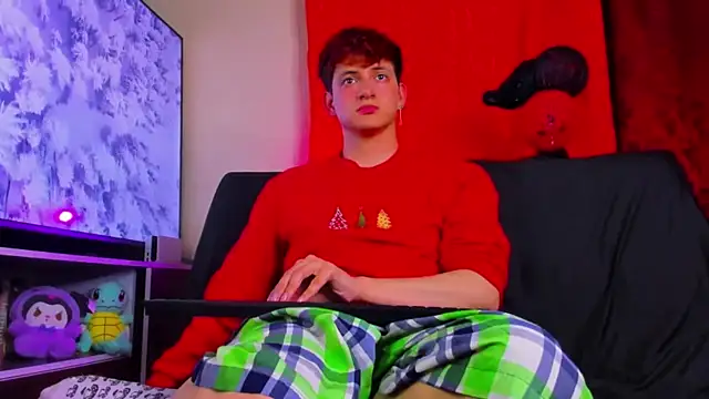 GabyThoms online show from December 4, 10:40 pm