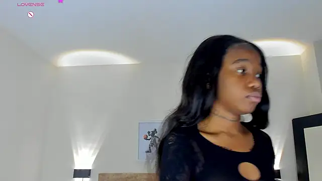 Rihana hot01 online show from July 25, 12:58 pm