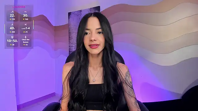 Snapshot of HannahJamesX chatting on June 13, 7:45 pm HannahJamesX online show from June 13, 7:45 pm