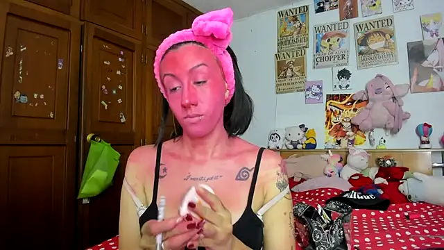 LunaDeCristall online show from October 23, 5:07 am