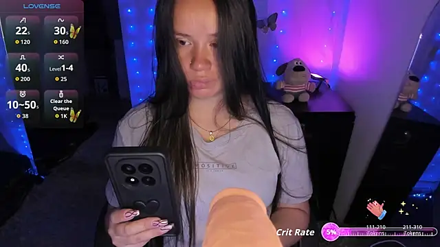 Snapshot of milysauria1 chatting on October 4, 10:13 am milysauria1 online show from October 4, 10:13 am