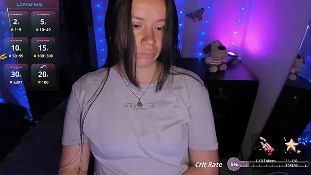 Snapshot of milysauria1 chatting on October 24, 11:17 am milysauria1 online show from October 24, 11:17 am