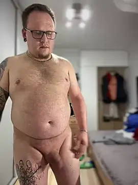 PierreNaked89 online show from March 5, 8:21 pm