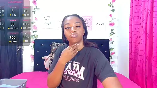 CiaraEbony online show from February 19, 12:39 am