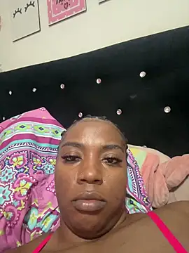 CiaraEbony online show from April 28, 12:42 am