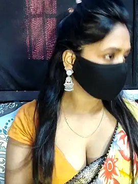 Snapshot of Monalisha_G chatting on April 14, 10:10 am Monalisha G online show from April 14, 10:10 am
