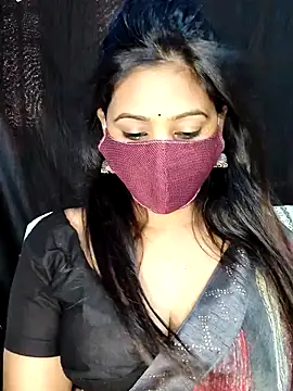 Snapshot of Monalisha_G chatting on May 10, 10:09 am Monalisha G online show from May 10, 10:09 am