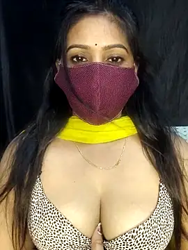 Snapshot of Monalisha_G chatting on May 11, 7:11 pm Monalisha G online show from May 11, 7:11 pm