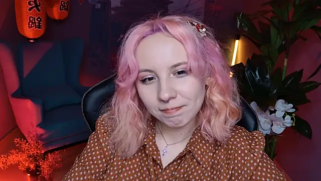 Snapshot of JasmineMilko chatting on January 16, 11:15 am JasmineMilko online show from January 16, 11:15 am