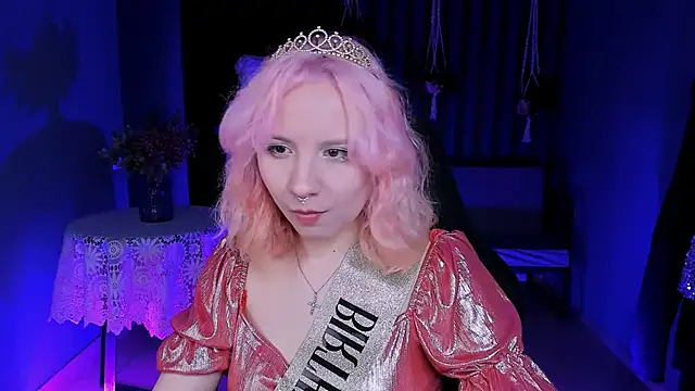 Snapshot of JasmineMilko chatting on January 17, 8:13 am JasmineMilko online show from January 17, 8:13 am