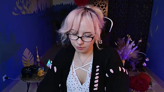 Snapshot of JasmineMilko chatting on February 16, 11:16 am JasmineMilko online show from February 16, 11:16 am