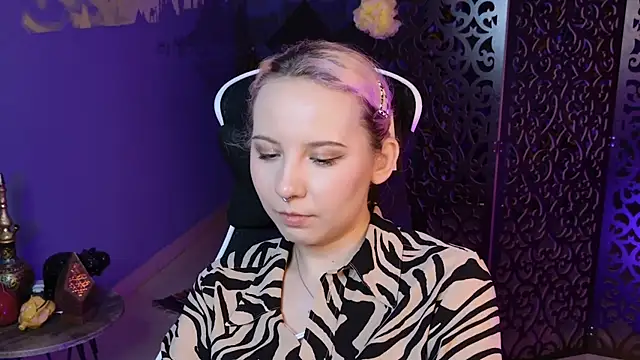 Snapshot of JasmineMilko chatting on March 16, 11:16 am JasmineMilko online show from March 16, 11:16 am