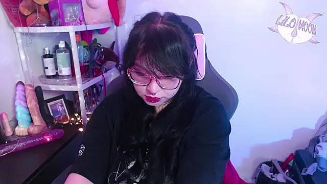 LiloMoon69 online show from January 15, 2:27 am