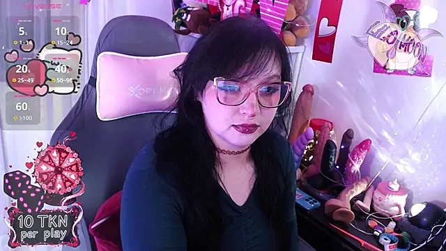 LiloMoon69 online show from February 14, 1:46 am