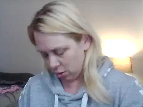 burrkitty online show from December 27, 3:20 am