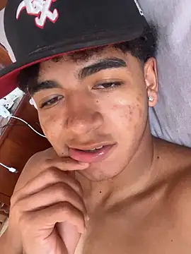 Snapshot of JoanG10 chatting on October 9, 6:28 pm JoanG10 online show from October 9, 6:28 pm