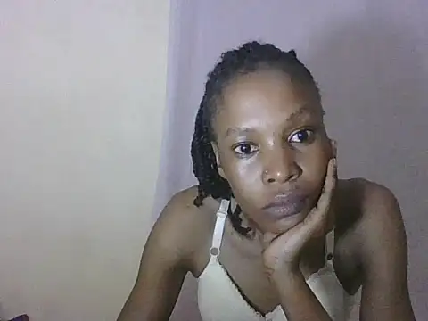 Snapshot of Sweetpetite254 chatting on October 22, 1:50 am Sweetpetite254 online show from October 22, 1:50 am