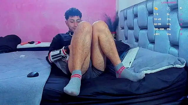 Piggy Eddy online show from March 5, 12:44 pm