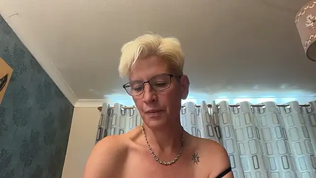 JennyHazel1 online show from July 23, 4:16 pm