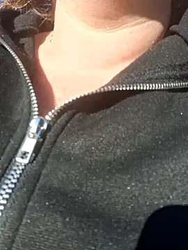 Snapshot of Mara-24 chatting on December 31, 1:41 pm Mara-24 online show from December 31, 1:41 pm