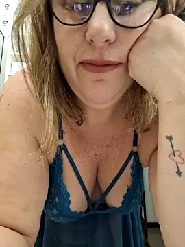 Snapshot of Mara-24 chatting on January 29, 10:11 pm Mara-24 online show from January 29, 10:11 pm